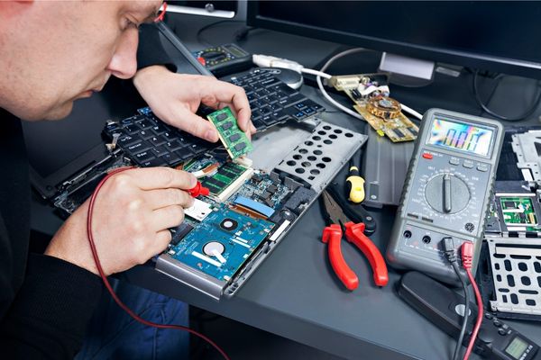 Laptop Sıvı Teması Sorunları
